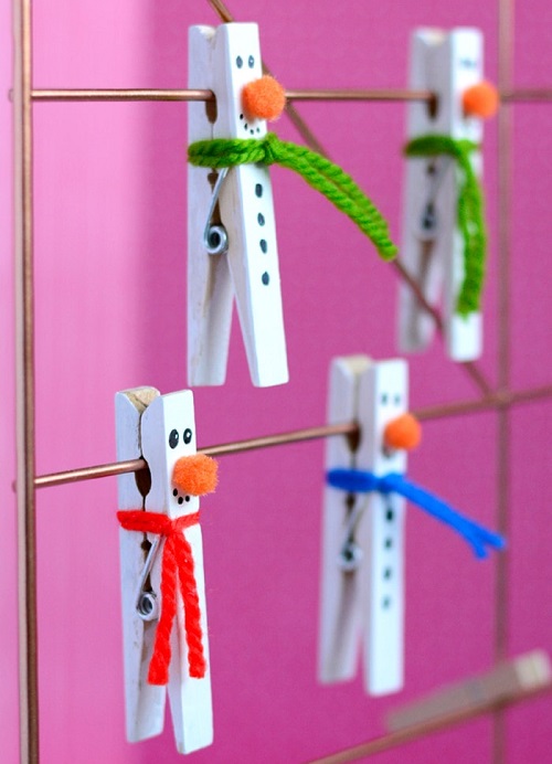 https://www.easypeasyandfun.com/wp-content/uploads/2016/11/Clothespin-Snowman-Craft-for-Kids.jpg