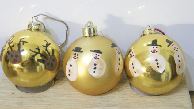 Fingerprint Snowman Bauble